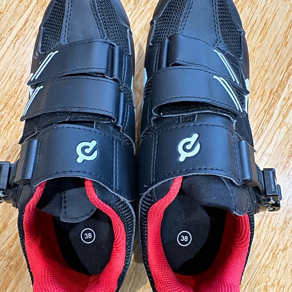 Cycling Shoes Black with Red Interior